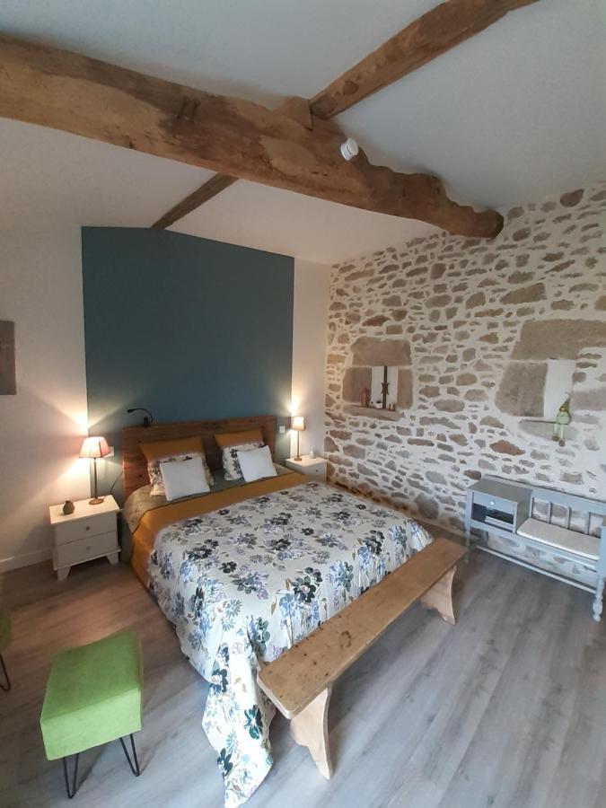 Les Chambres Du Couraud Saint-Aubin-des-Ormeaux Exterior foto
